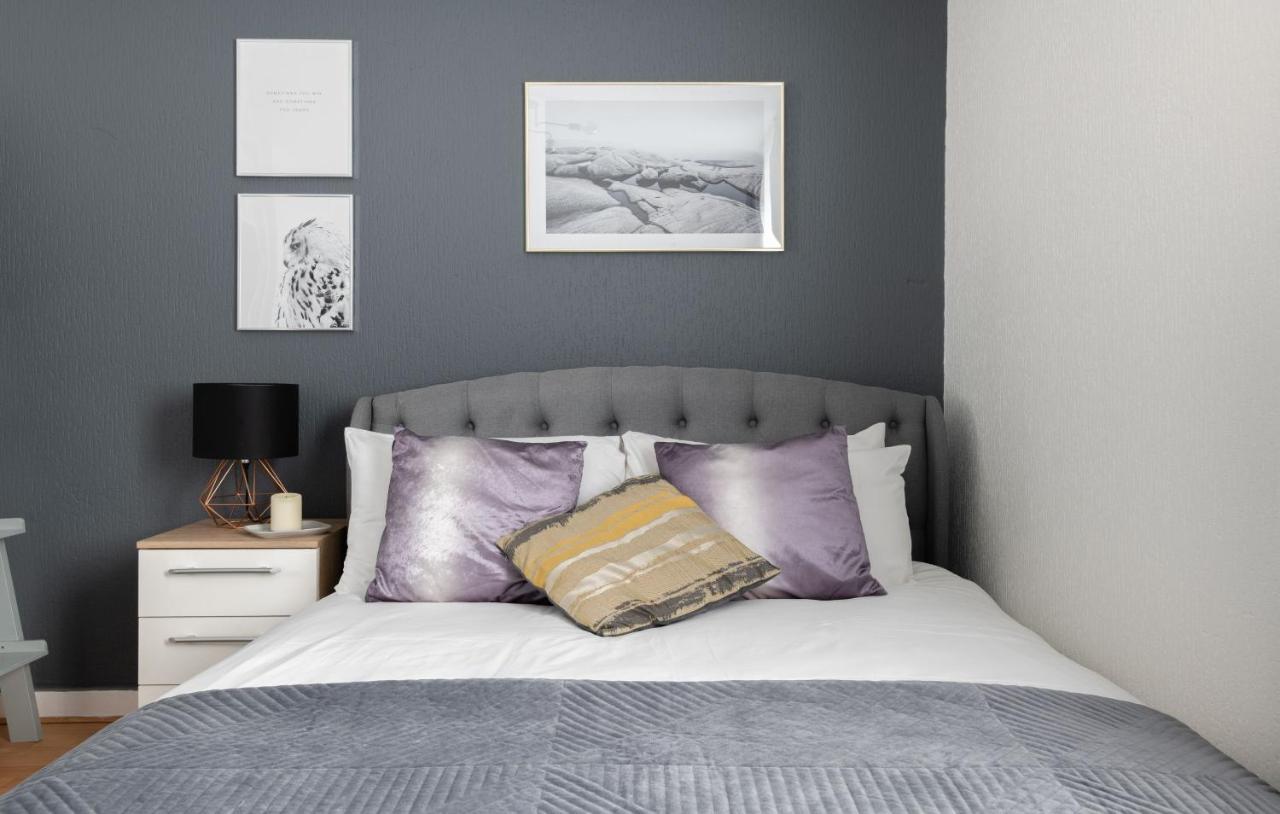 Spacious And Modern 4 Bed Apartment Next To Borough Station Londra Exterior foto