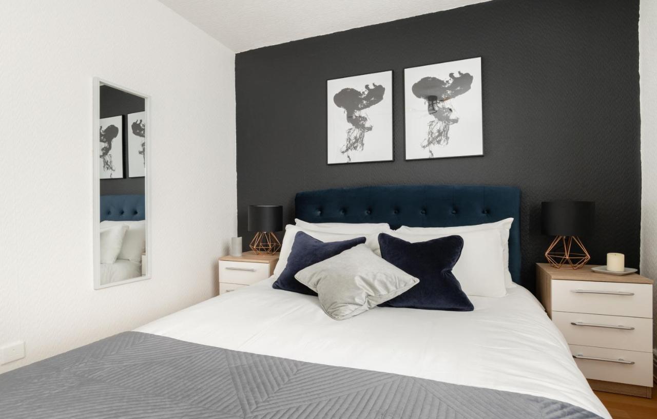 Spacious And Modern 4 Bed Apartment Next To Borough Station Londra Exterior foto