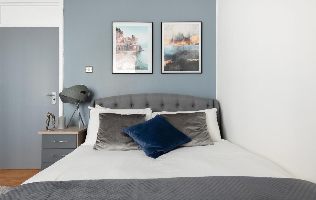 Spacious And Modern 4 Bed Apartment Next To Borough Station Londra Exterior foto